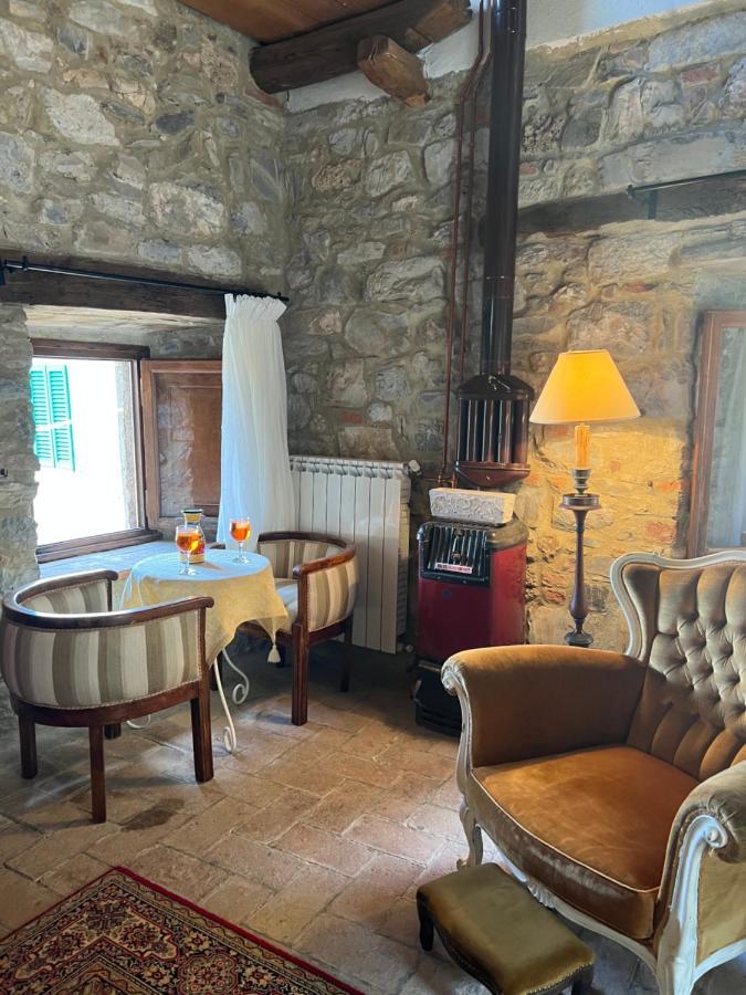 Appartamento Casa Torre Sinibaldi a Montieri Esterno foto