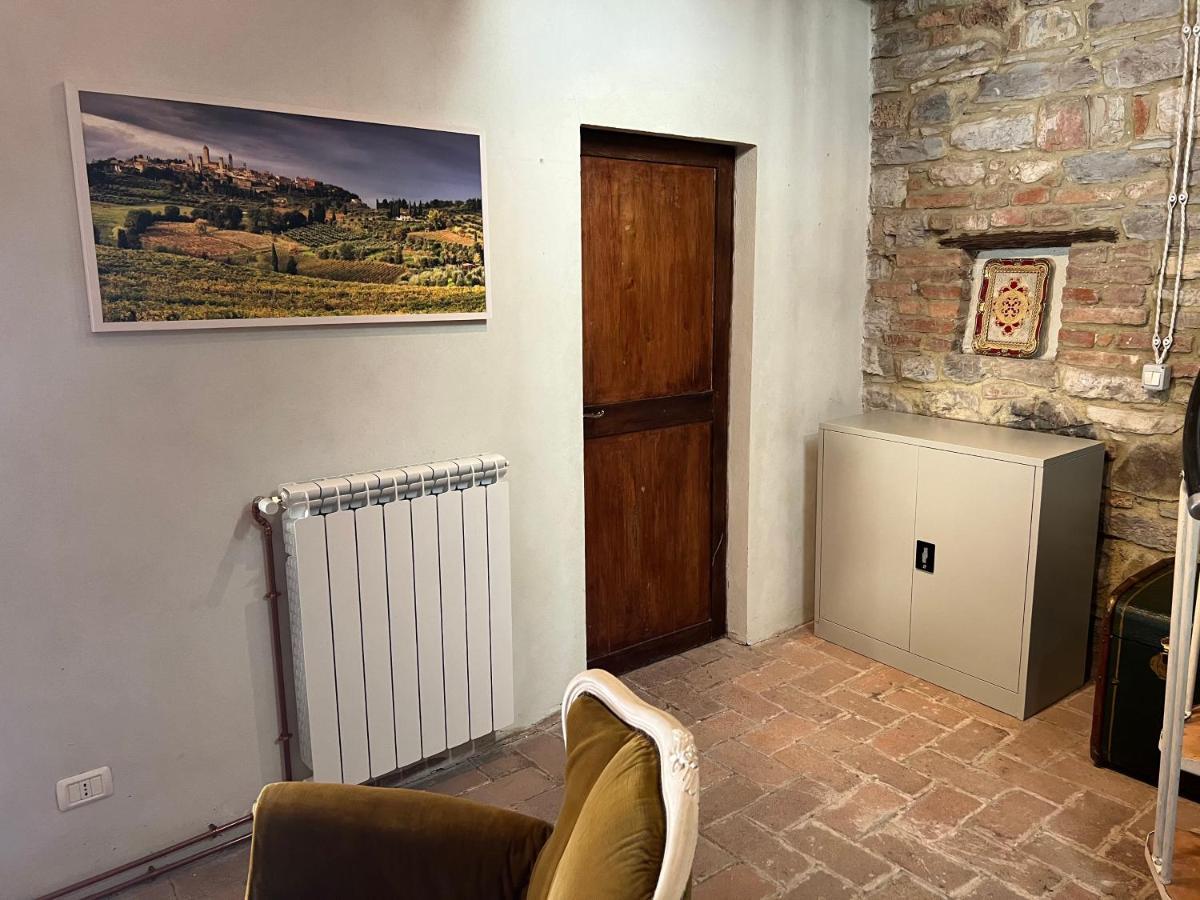 Appartamento Casa Torre Sinibaldi a Montieri Esterno foto