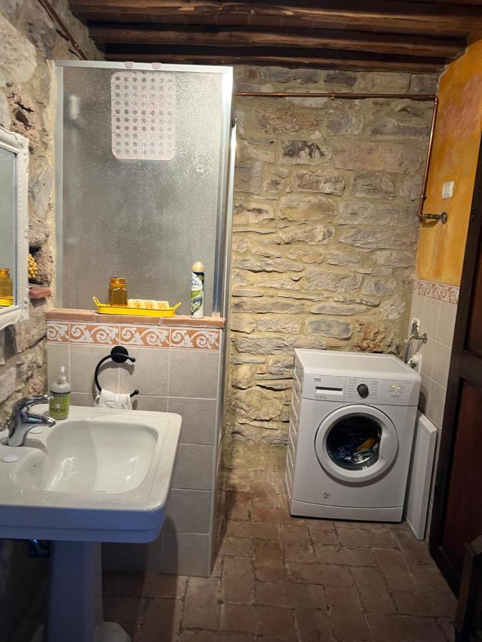 Appartamento Casa Torre Sinibaldi a Montieri Esterno foto